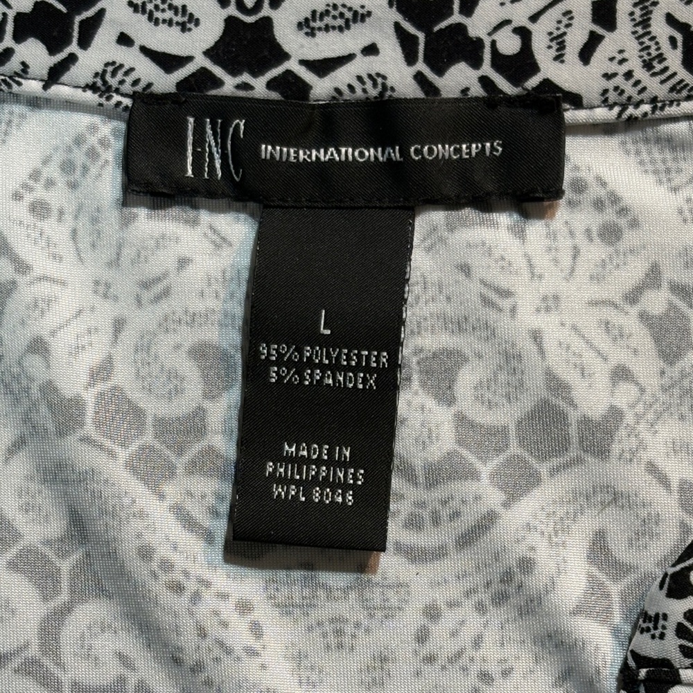 INC International Concepts Black and White Paisley Sleeveless Blouse Large - Picture 12 of 15